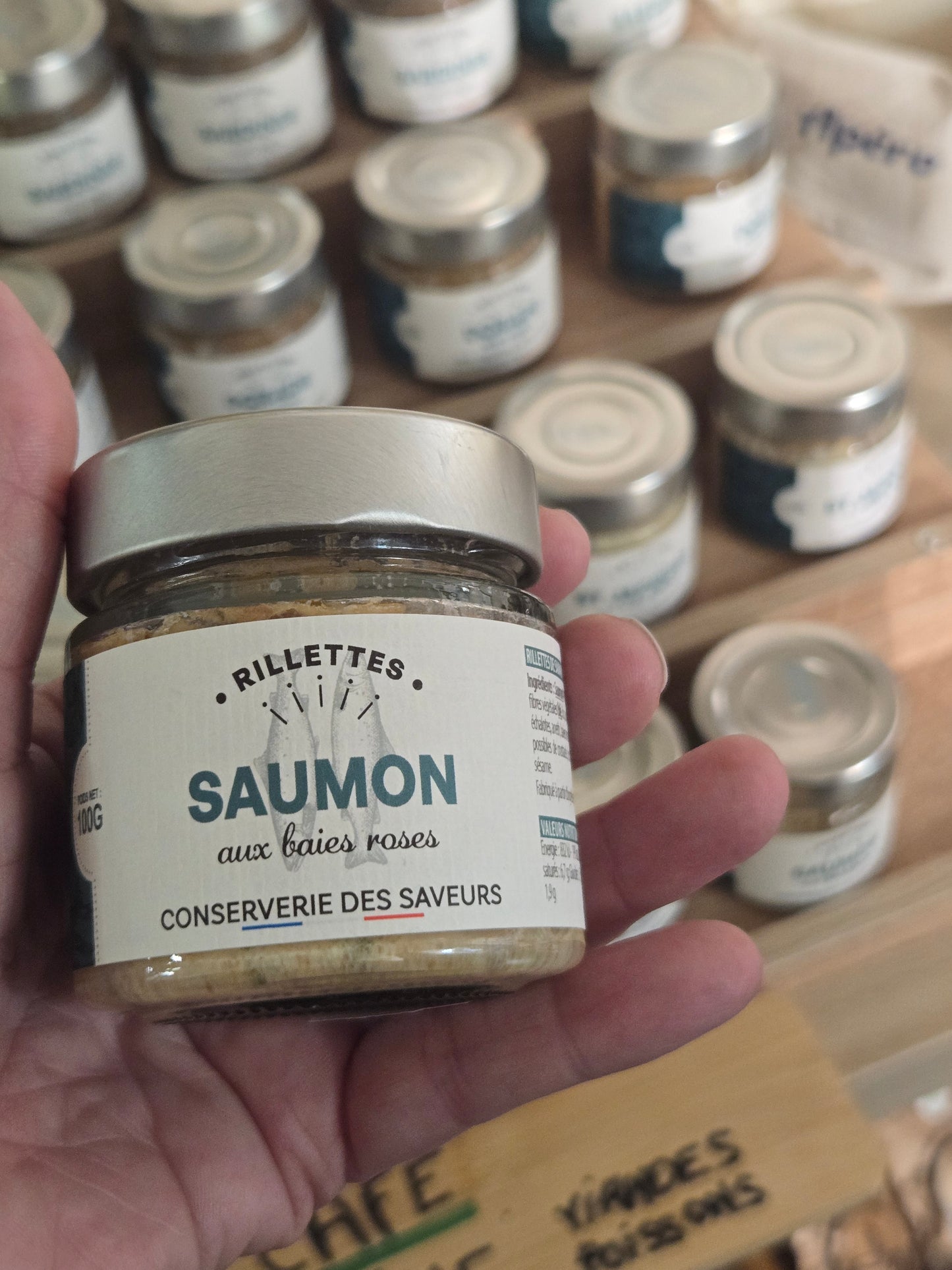 Rillettes de saumon aux baies roses