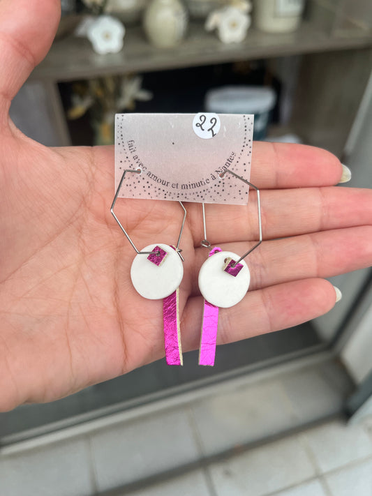 Boucle d’oreille céramique rose