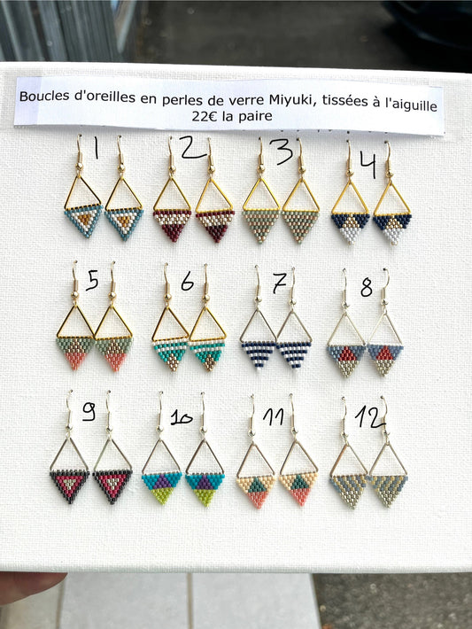 Boucle d’oreille tissées
